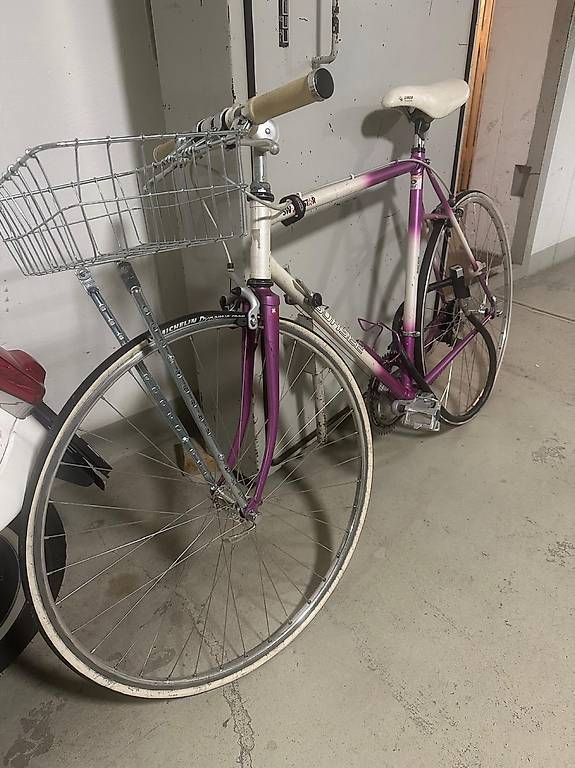 Biciclette: Custom Singlespeed / Fixie in Pink-Weiss – Usato da Langnau am Albis venduto da vietnam24