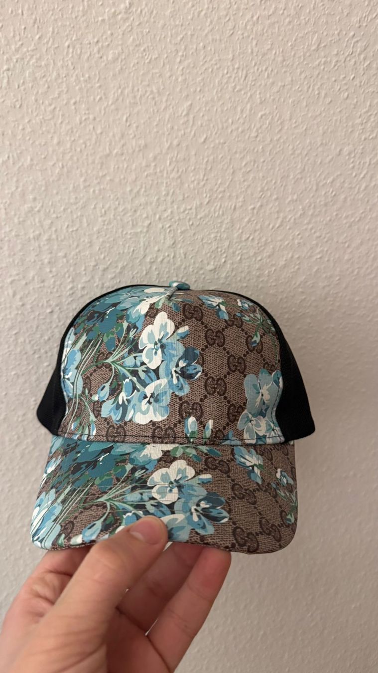 Gucci Copricapi, berretti & cappellini: Kappe Gucci Blüte Unisex – Usato da St. Gallen venduto da marco.scheuble