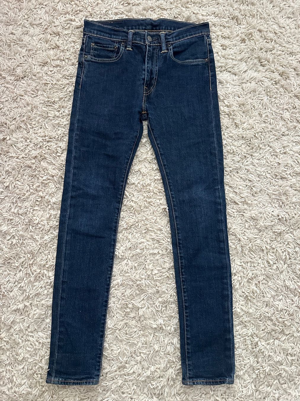 Levi's Jeans: Jeans LEVIS STRAUSS 519 Taille/Grosse W30 L32 – Gebraucht aus Bern von BrandVilla
