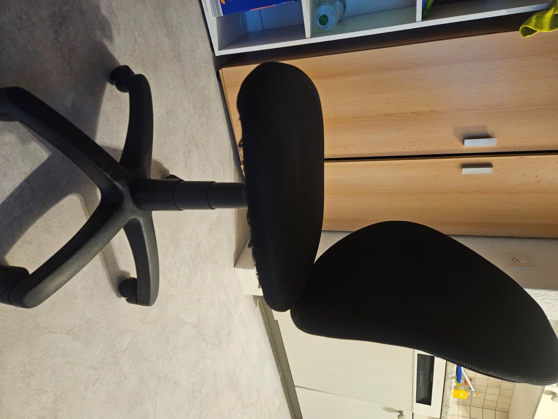 Stühle: Chaise de bureau – Gebraucht aus Cornol von Engys 1