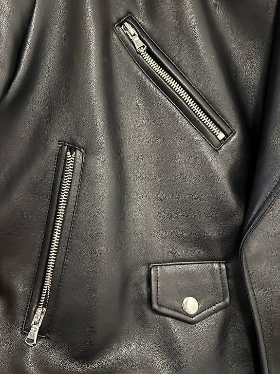 Jacken: Veste similicuir  – Gebraucht aus Crissier von Capsulecats 3