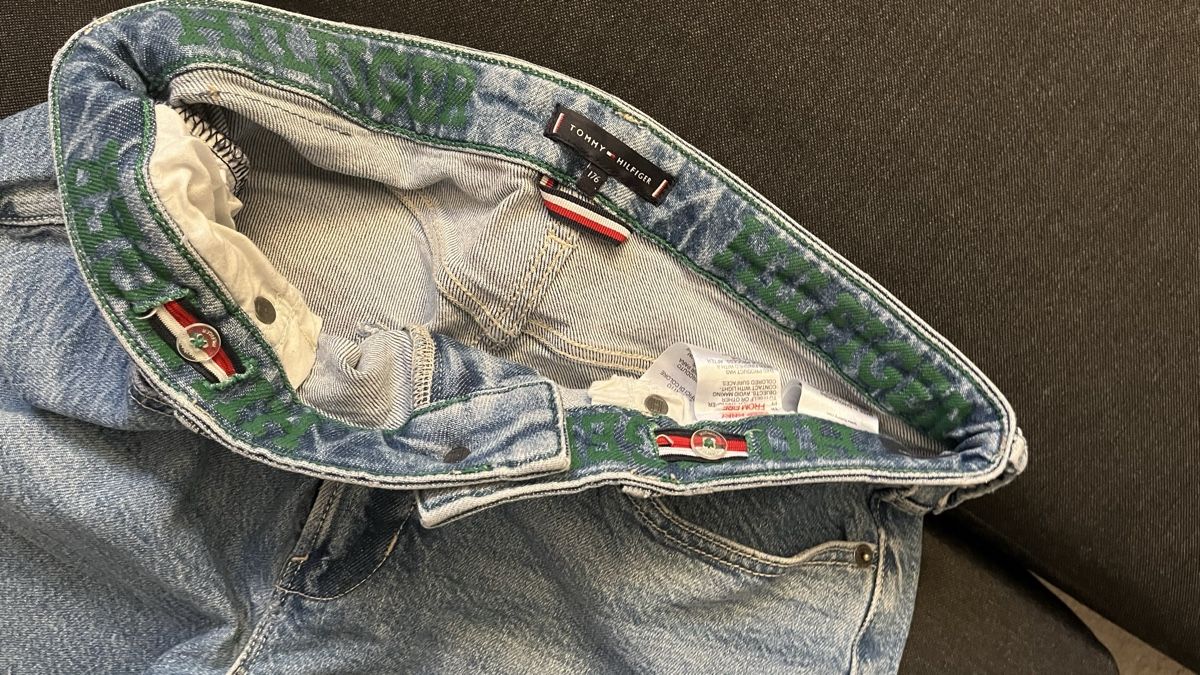 Tommy Hilfiger Jeans: Tommy Hilfiger Jeans-Shorts – Nuovo (secondo la descrizione) da Baden venduto da Car_lio09 3