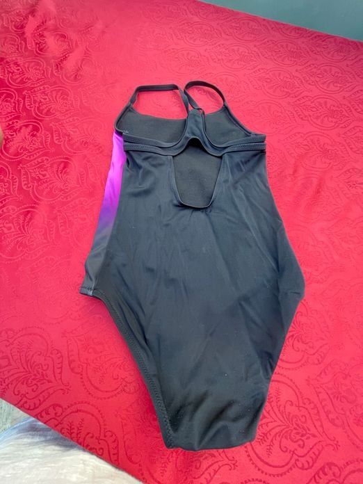 Costumi da bagno & Bikini: Mädchen Badekleid 134/140 – Usato da Bergdietikon venduto da antovale 1
