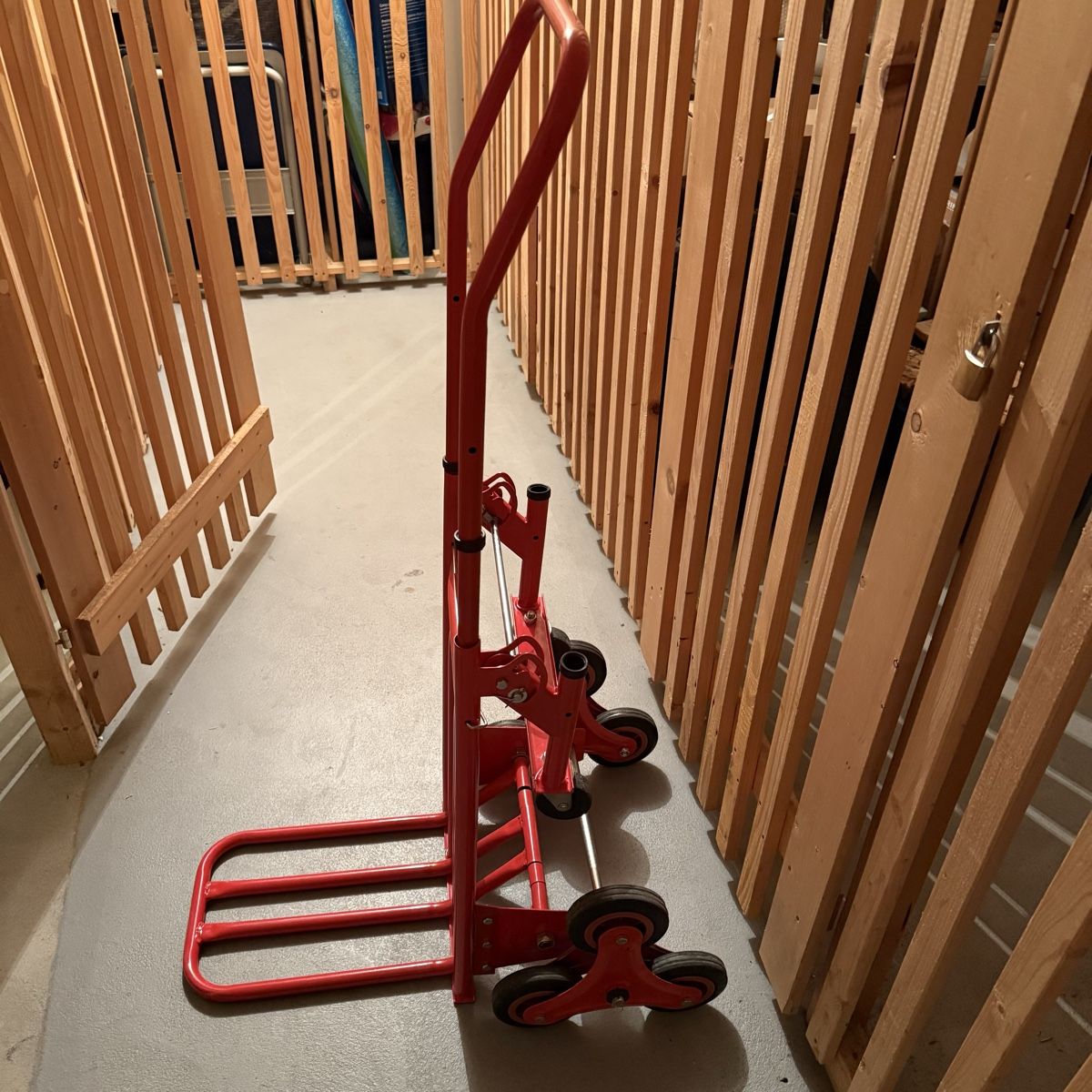Tous les outils: Treppen Karre – D'occasion à Dietikon par lor_7fkq
