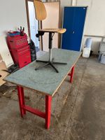 Werkstatttisch mit stuhl rote Beine H.verstellbar