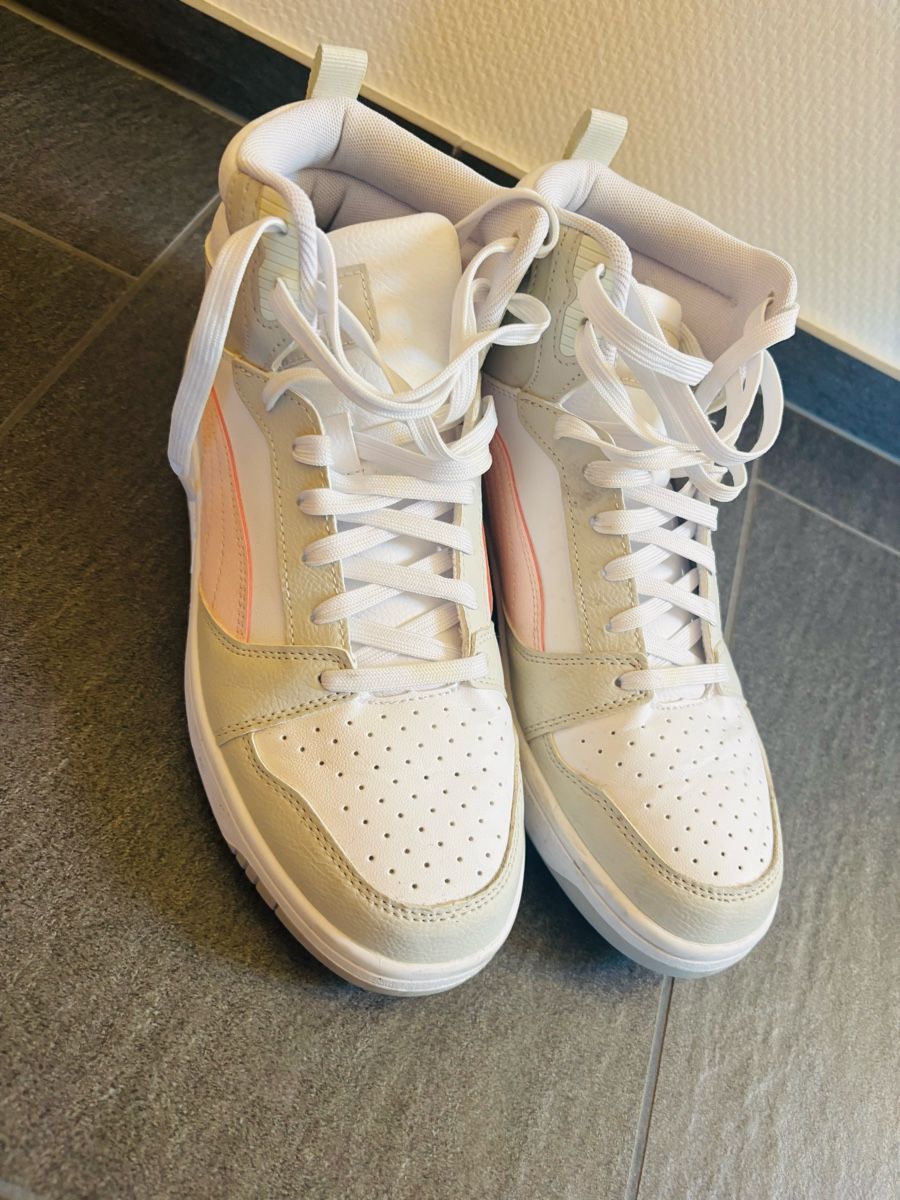 Puma Chaussures femmes: Schuh – D'occasion à Appenzell Eggerst. par bau_hl5d 1