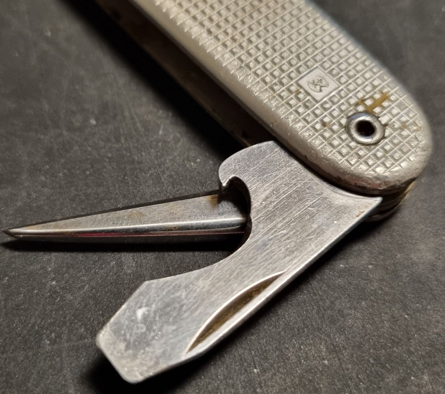 Victorinox Taschenmesser: Victorinox Army 1985 – Gebraucht aus Prilly von azm_t9nd 2