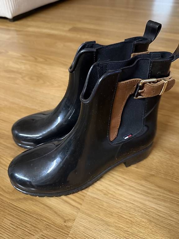 Scarpe da donna: Stiefel Thommy Hilfiger – Usato da Wil SG venduto da mar_w7v7 3