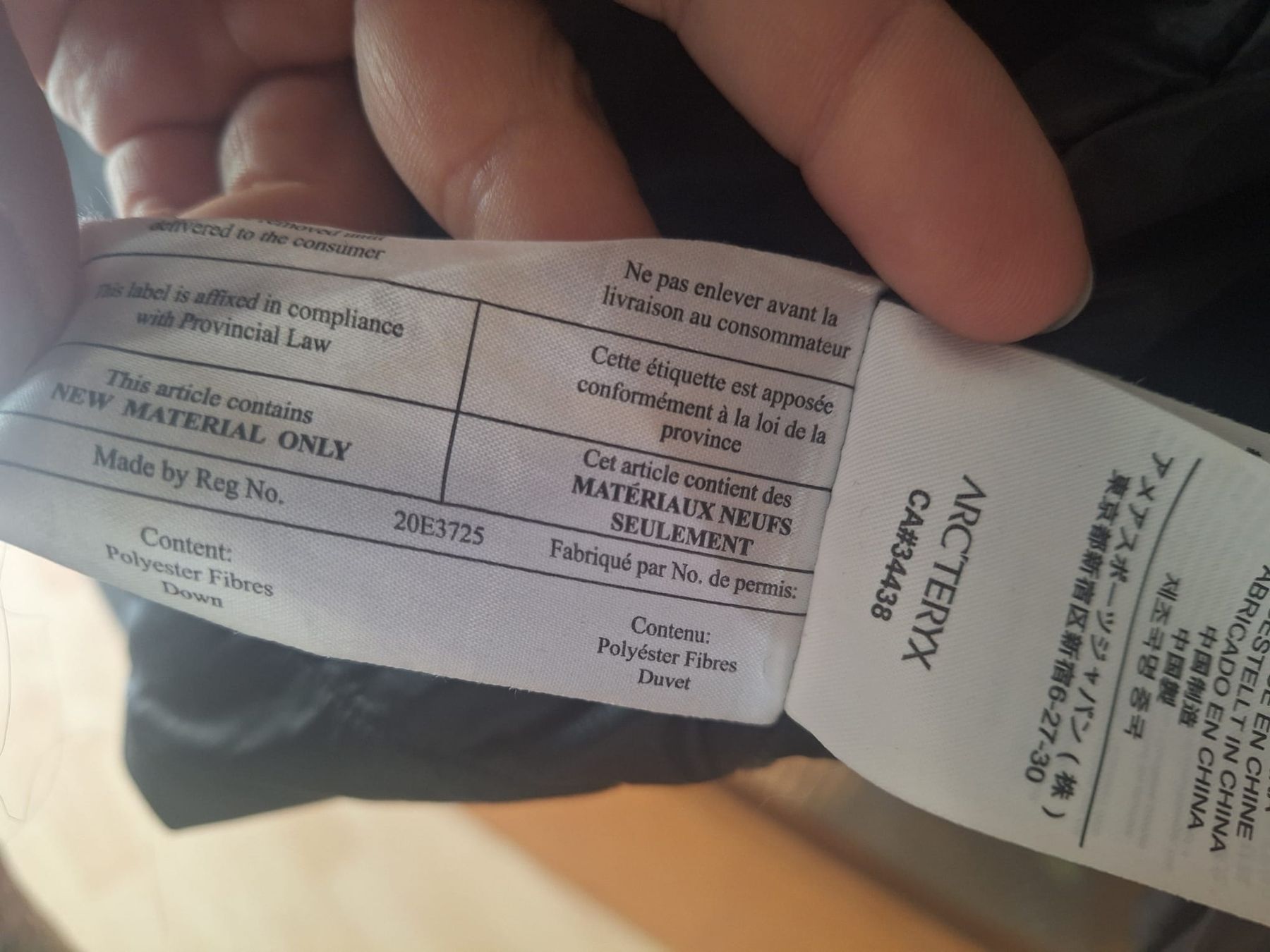 Arcteryx Mäntel: Arc'teryx Daunenparka Dunkelgrau – Gebraucht aus Winterthur von _lxeah 5