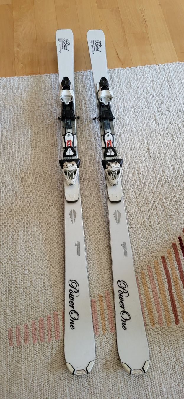 Head Sci: Skis Head Damen weiss – Usato da Luzern venduto da Olaf010
