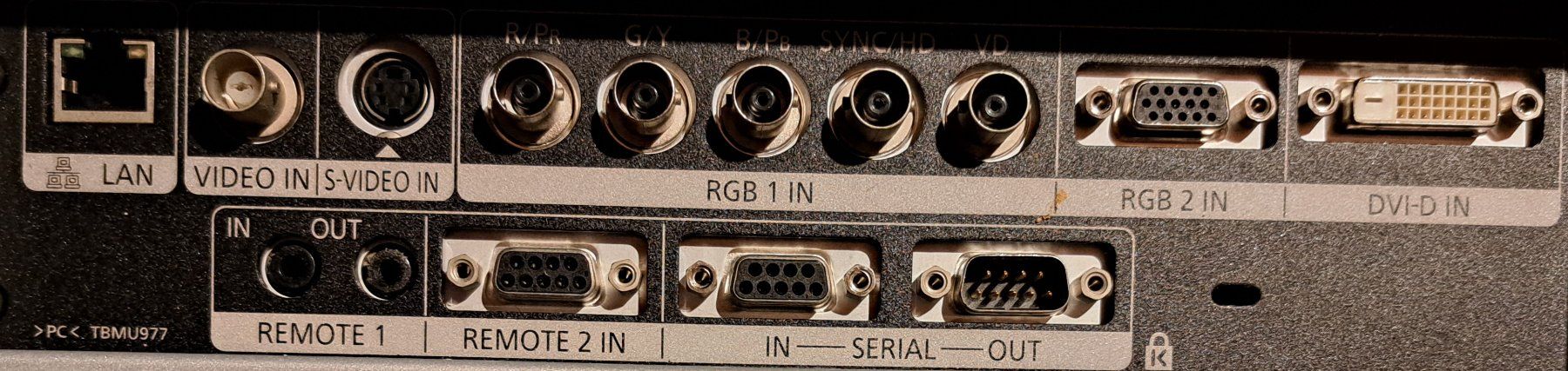 Panasonic Videoprojektoren: Profi Beamer 6000 Ansi – Gebraucht aus Gachnang von Reysilvan 4