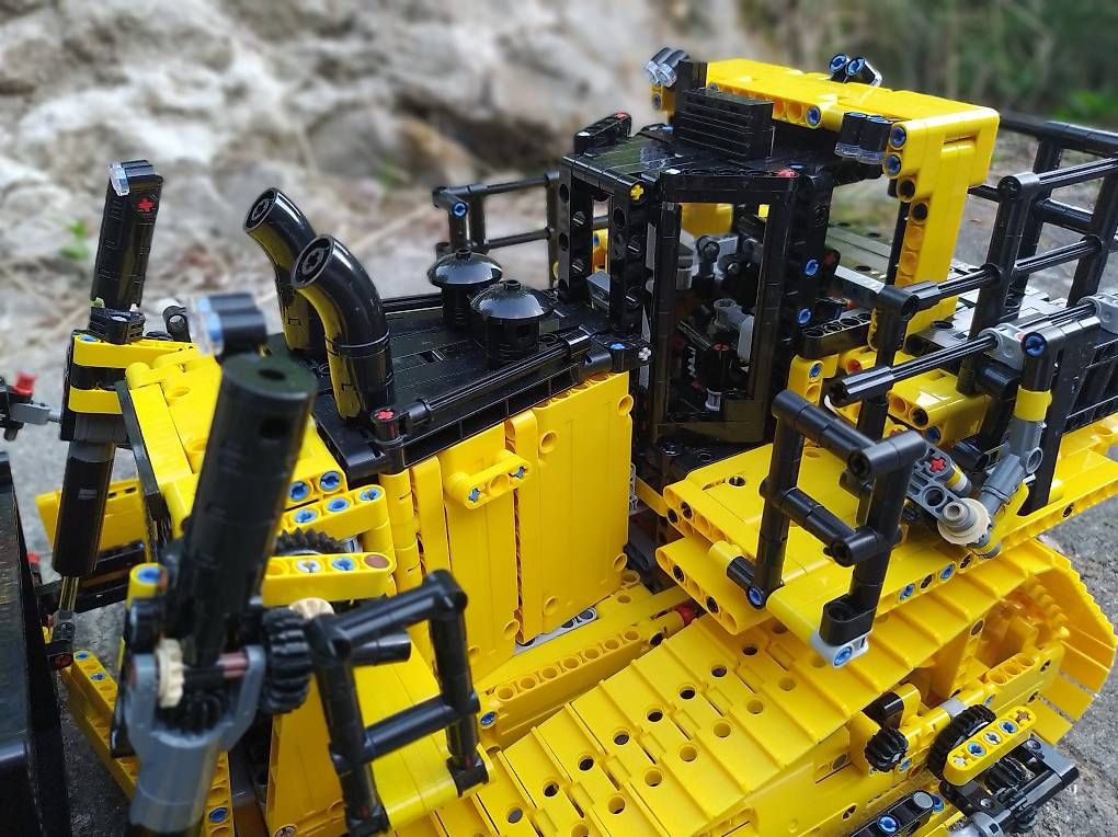 Kit di costruzioni: Lego Technik 42131 Cat Bulldozer – Usato da Herisau venduto da raumzeitspiel 2