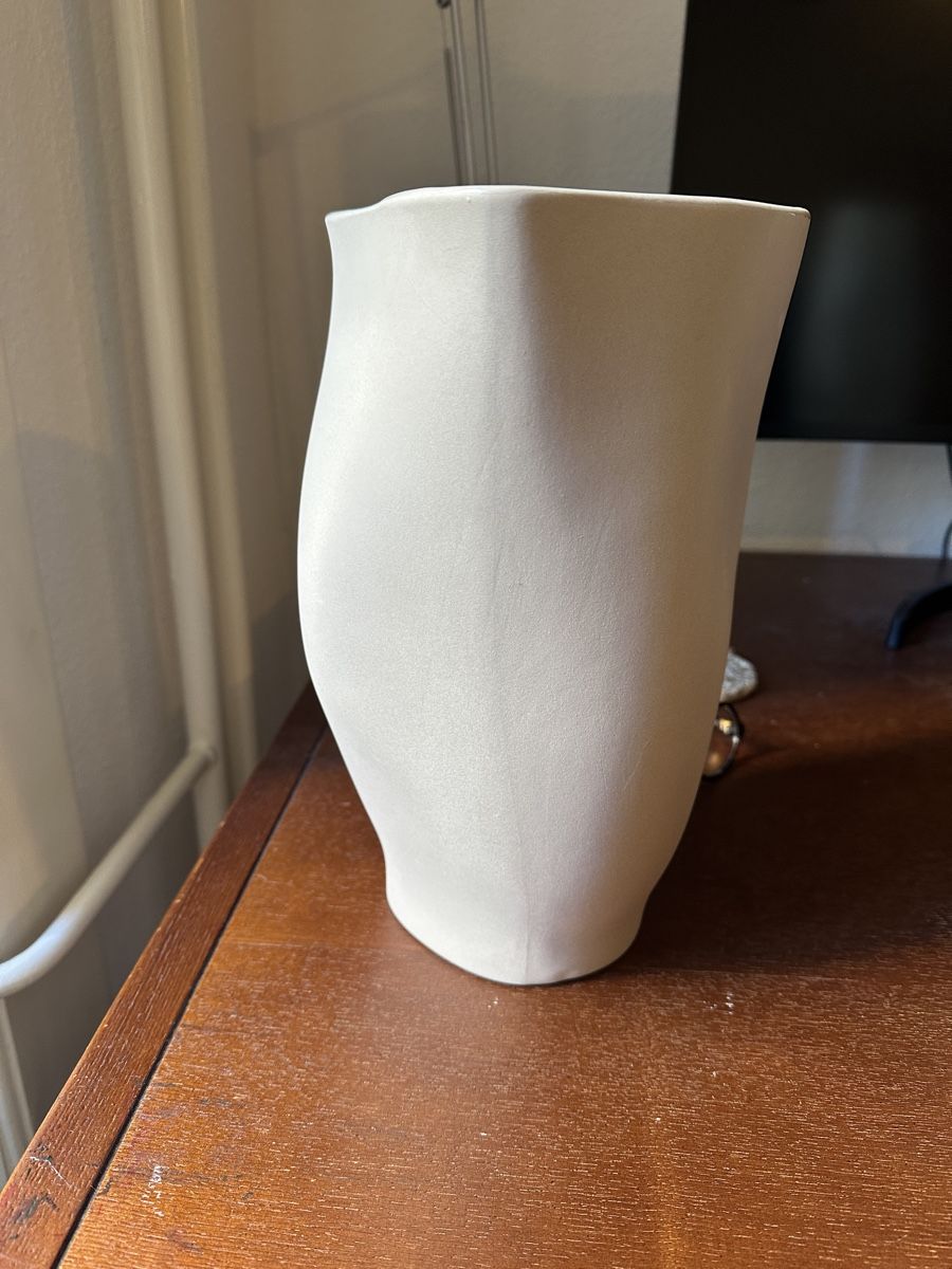 Tutte le decorazioni: Flower vase  – Usato da Zürich venduto da luz_2b7b 1