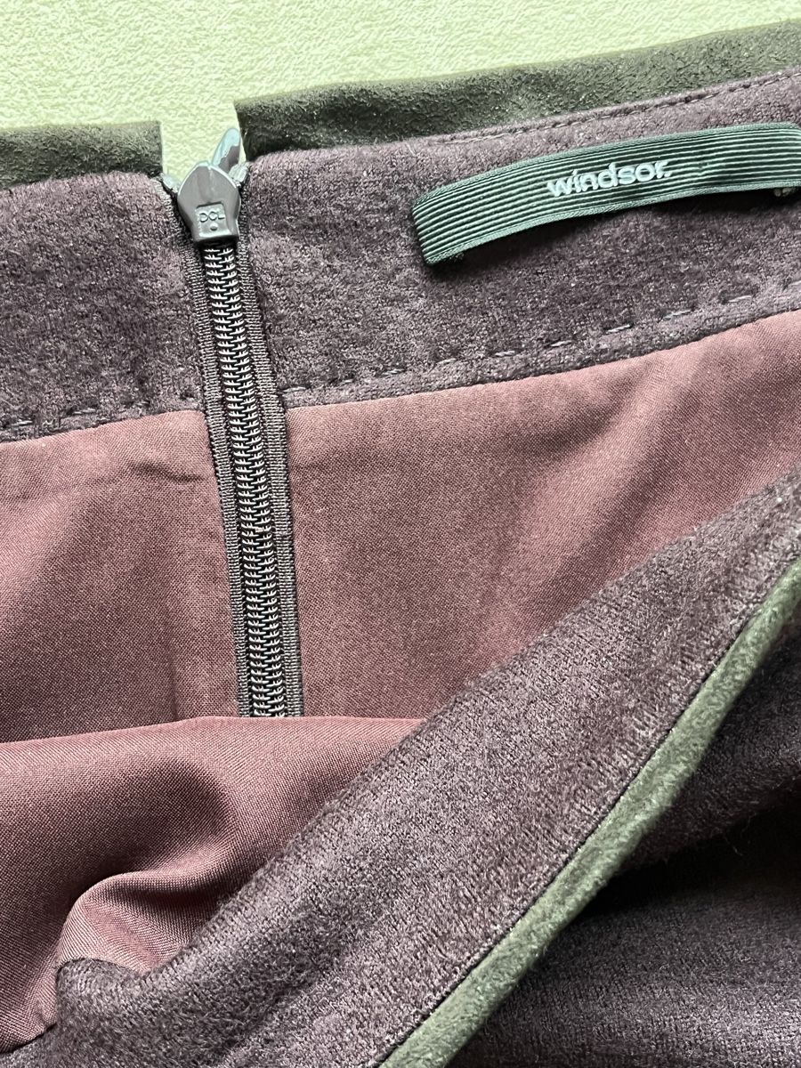 Windsor Gonne: Eleganter Bleistiftrock Windsor Gr. 34 – Nuovo (secondo la descrizione) da Stäfa venduto da Exclusive0 2