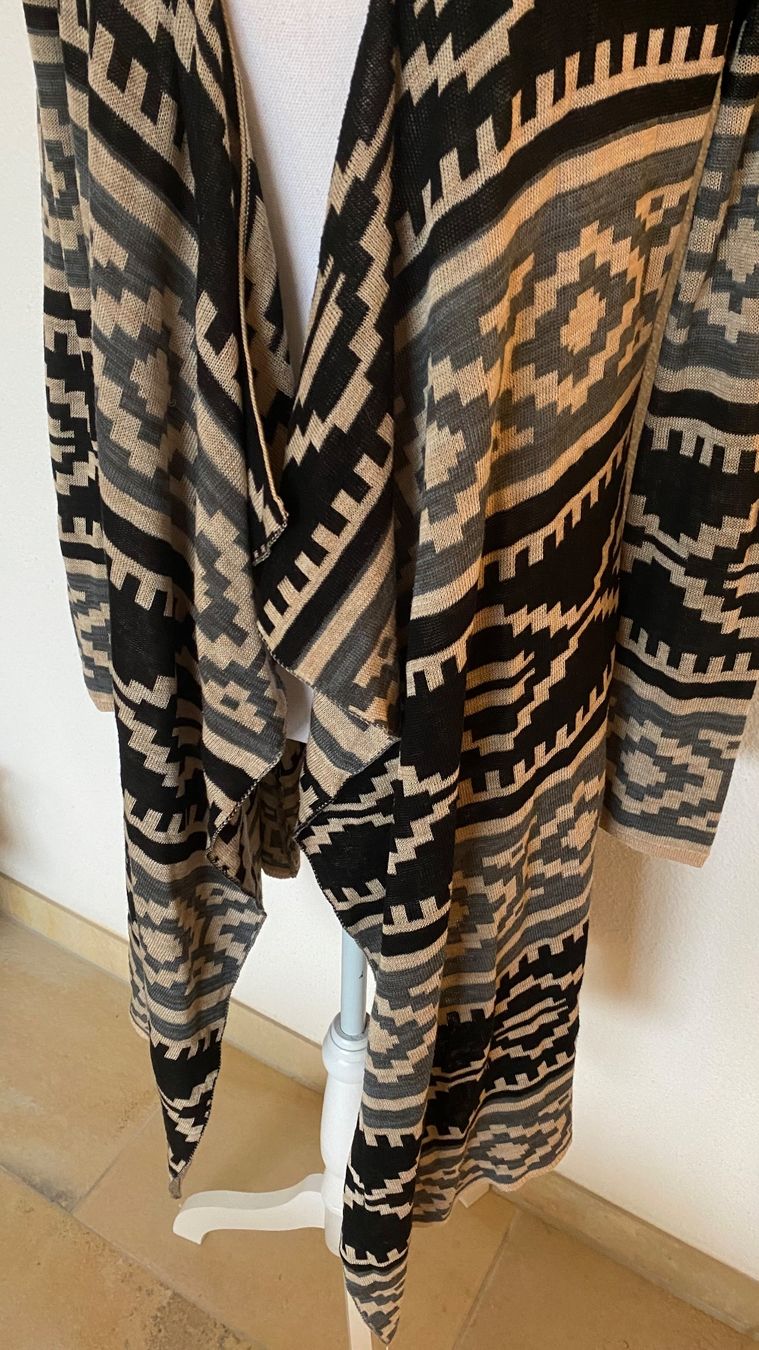 Altro in Moda donna: Poncho Grösse S/M – Nuovo (secondo la descrizione) da Brüttisellen venduto da kat_g7jv 1