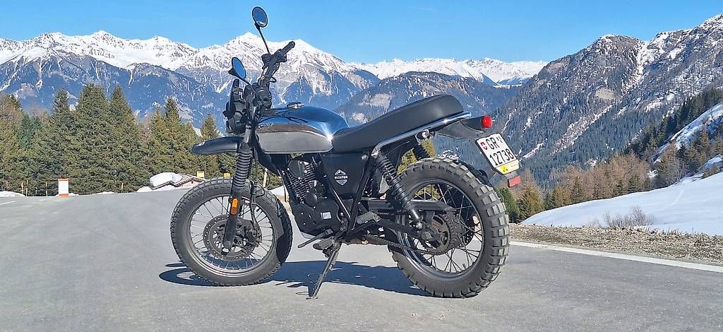 Brixton Motorcycles Strada: Brixton Felsberg 125 XC – Usato da Versam venduto da Coffee7000