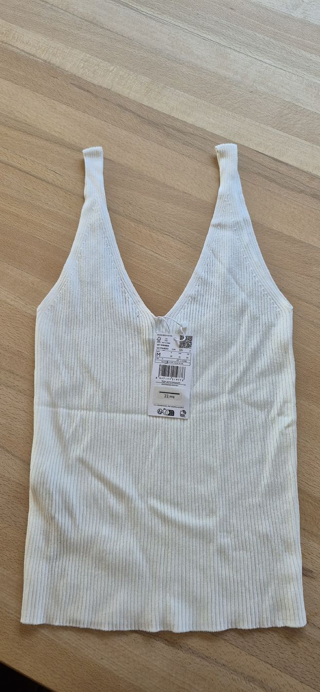 Mango Top: Mango Strick Top, Weiss, Grösse M, Neu mit Etikett – Nuovo e nell'imballaggio originale da Wolfhausen venduto da est_m7x5