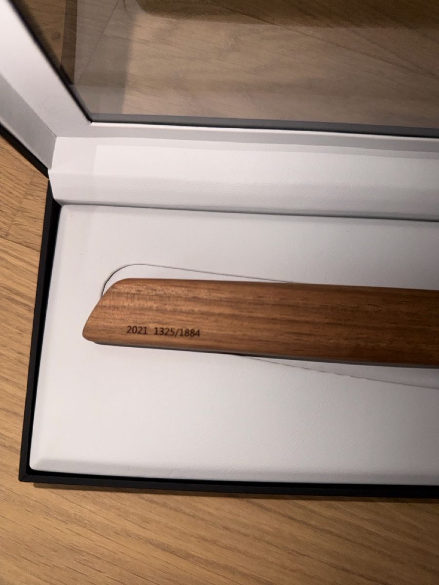 Victorinox Küchenmesser: Damast Messer mit Holzgriff im Etui – Neu und originalverpackt aus Neschwil von mch_kvt2 2