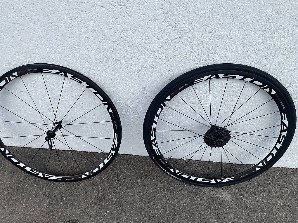 Easton Pneus & Kompletträder: Superbes roues carbones Easton EC90SL – Gebraucht aus Etagnières von babacool17