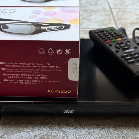 Sony Lettore multimediale & Streamer: Lecteur DVD 3D avec 2 Lunettes – Nuovo (secondo la descrizione) da Marly venduto da may_j75b 1