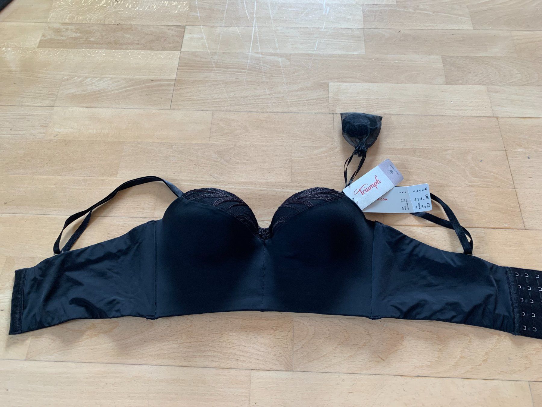Triumph Altra biancheria intima: TRIUMPH Enchanted Magic Boost BH, Gr. 80A, Schwarz, NEU – Nuovo e nell'imballaggio originale da Worb venduto da farben20zauber 2
