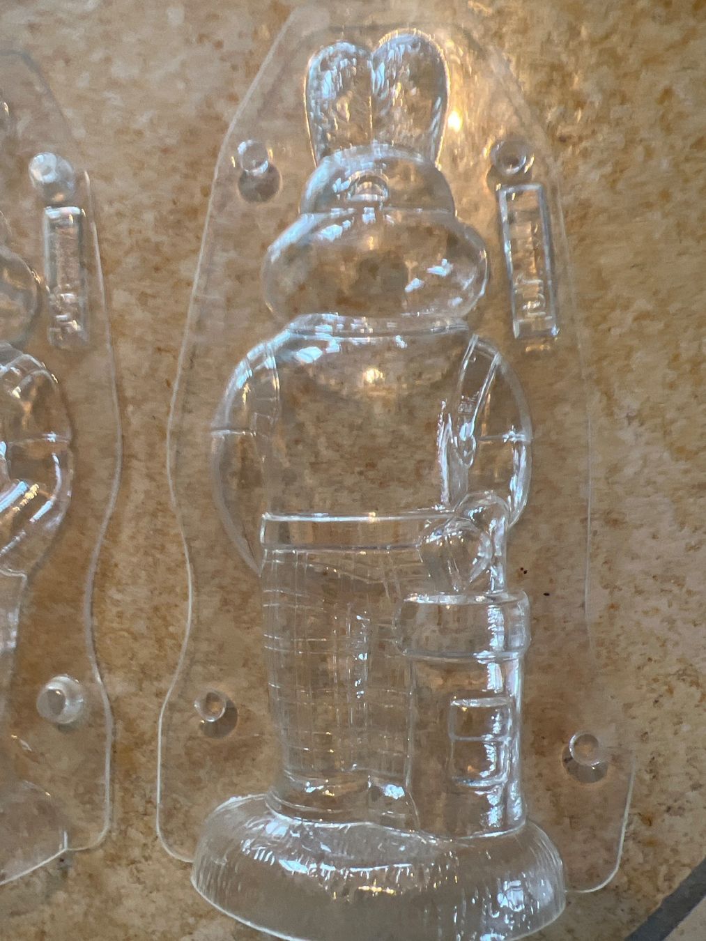 Backformen: Osterhasegussform Hase mit Golfschläger – Gebraucht aus Egg b. Zürich von SwissTradingAgency 2