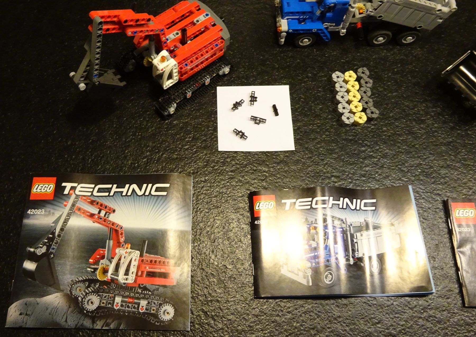 Lego Giocattoli: LEGO Technic Baustellen-Set 42023 – Usato da Wagenhausen venduto da Kahlen 1