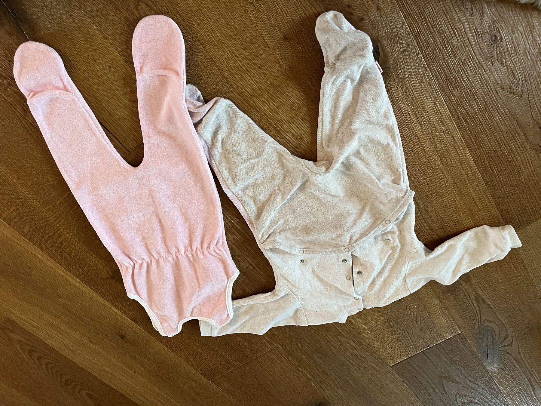 Pyjamas & Ähnliches: 2x Pyjama Strampler Baby Newborn Größe 71 – Gebraucht aus Wolfwil von NewGirl 4