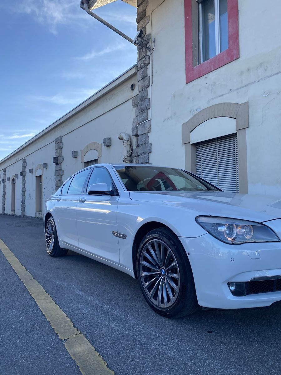 BMW Automobili: BMW 750i xDrive – Usato da Denges venduto da tin_2fxr 7