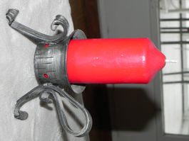 Kerzenständer aus Schmiedeeisen mit Kerze