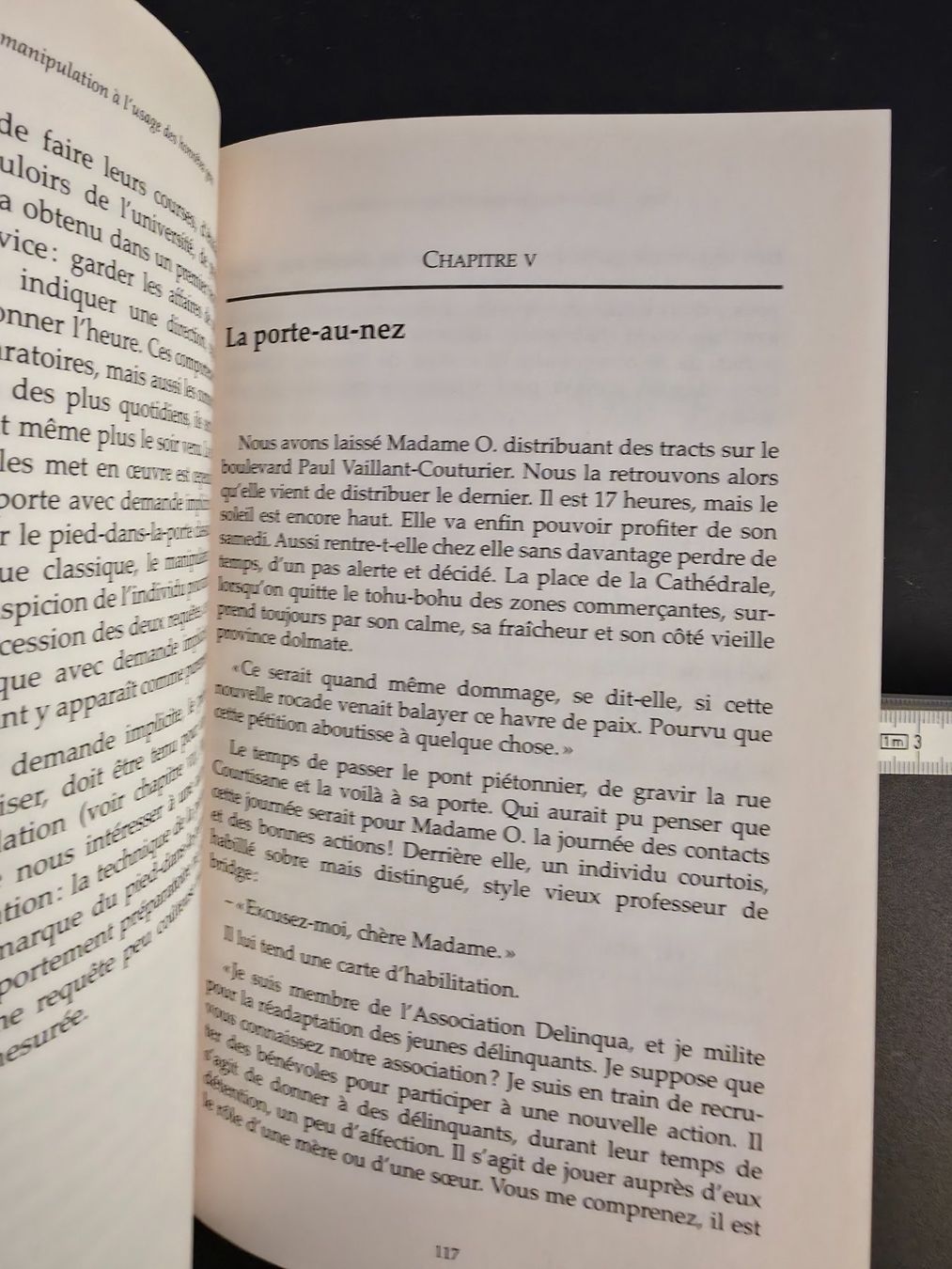 Bücher: Petit Traité De Manipulation À L'Usage Des Honnêtes Gens PUG – Neu und originalverpackt aus Montreux von Edelweissgirl_64 4