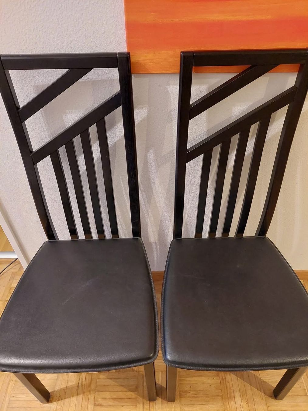 Chaises: Schwarze Holzstühle – D'occasion à Uster par DucSusi