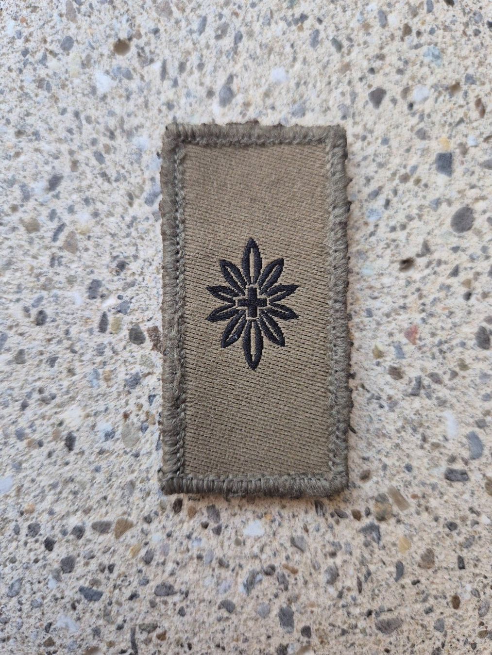 Schweizer Armee Plaketten & Abzeichen: *** Dienstzweigabzeichen Generalstabsoffiziere mit klett *** – Gebraucht aus Riedholz von fr_sIruP