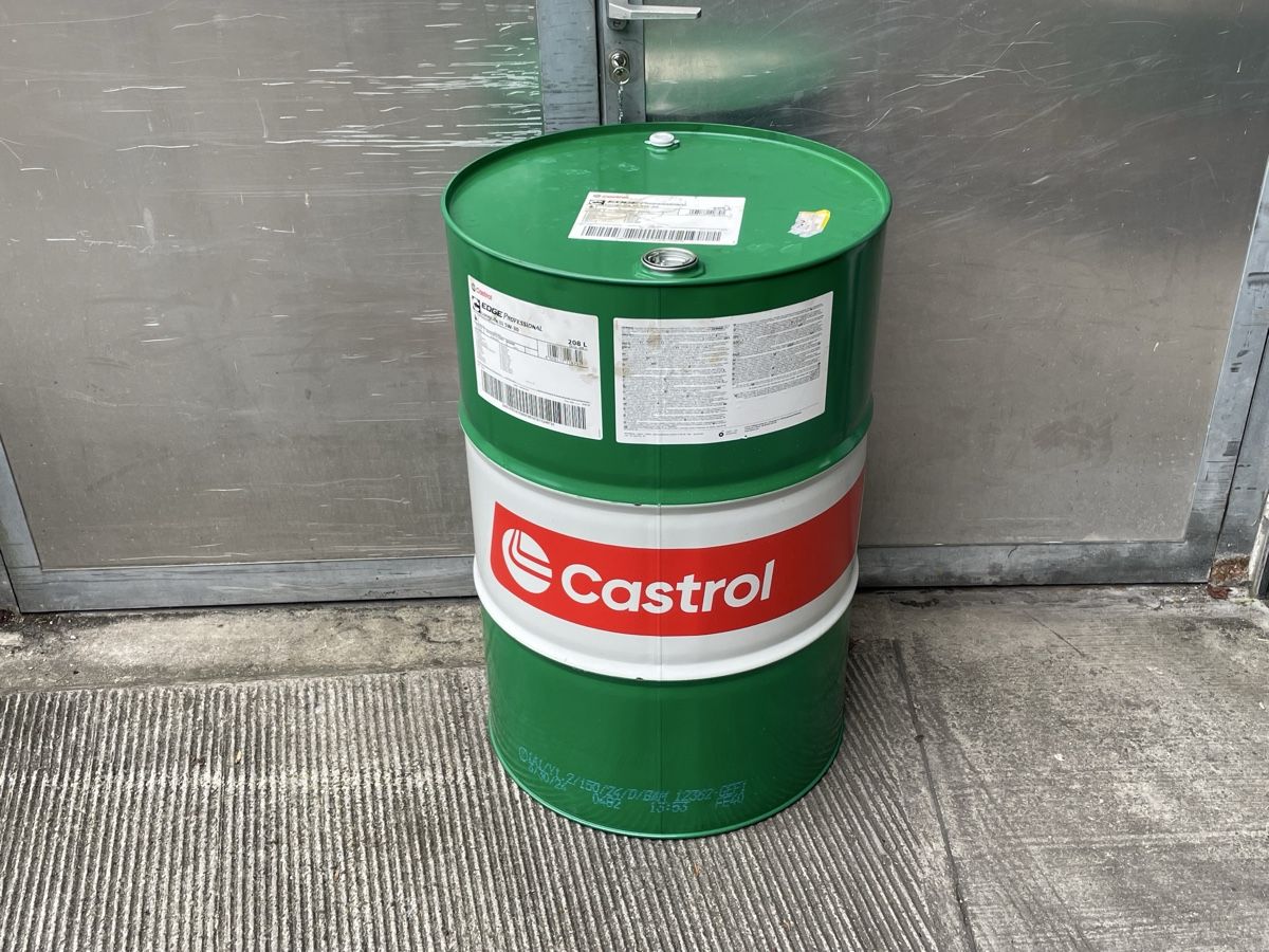 Accessori: Oelfass 200 Liter Castrol leer – Usato da Horgen venduto da gogo-30 1