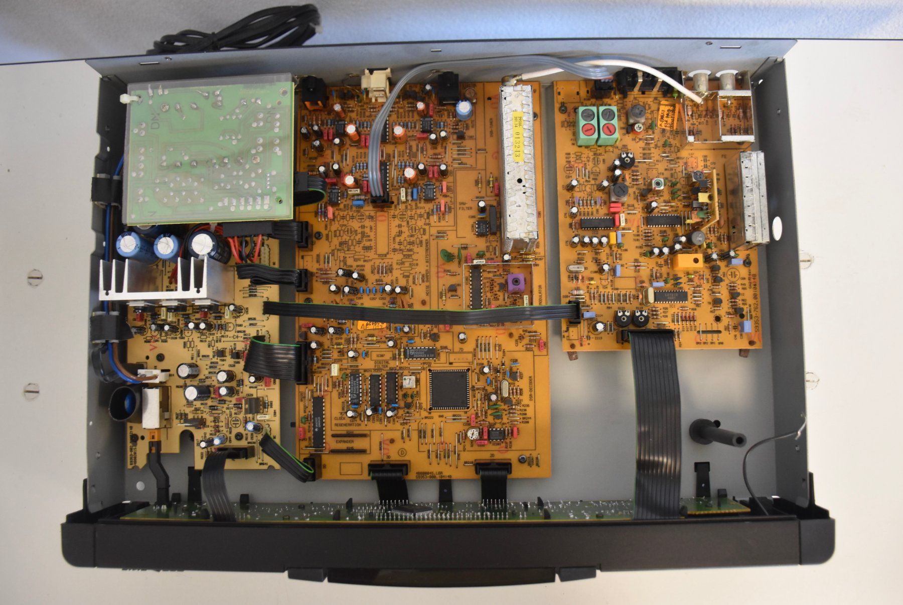 Grundig Radios: Tuner Grundig Fine Arts T6 – Gebraucht aus Fribourg von Maiko0 9