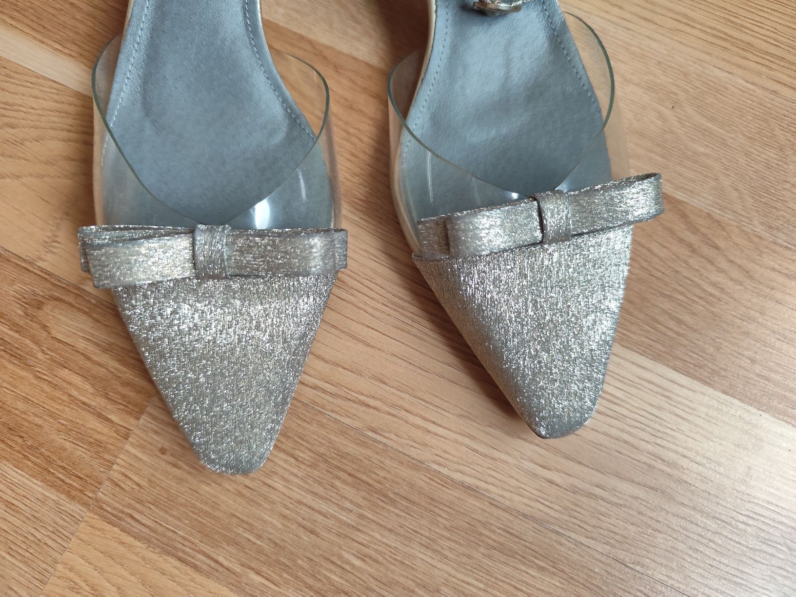 Scarpe da donna: Silver Glitter Occasion Heels, Size 39 – Nuovo (secondo la descrizione) da Mägenwil venduto da VintageGirly 4