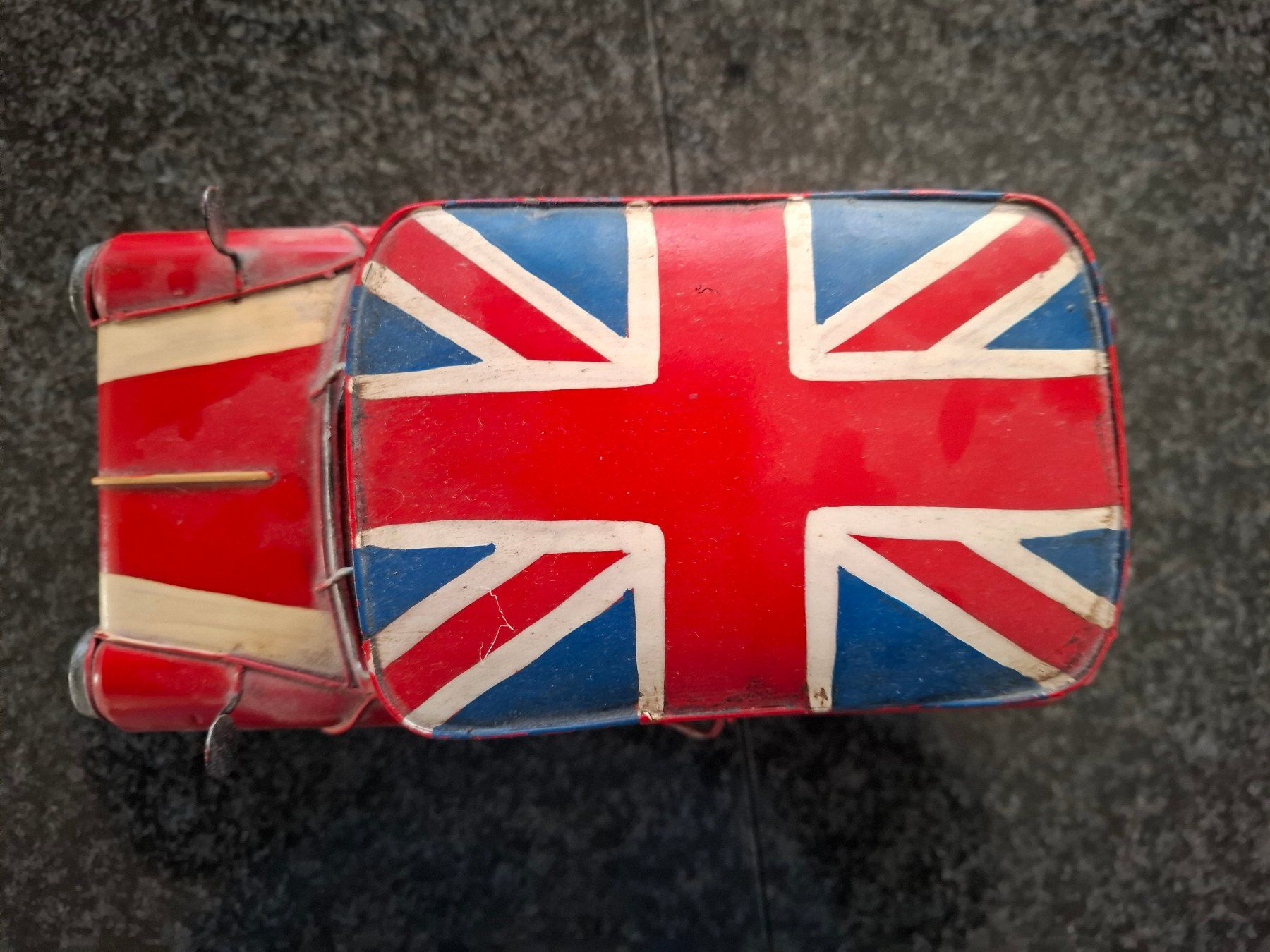 Statuette: Mini Cooper Oldtimer, Deko, Metall, Rot, Sammlerstück! – Usato da Solothurn venduto da sweyla21 3