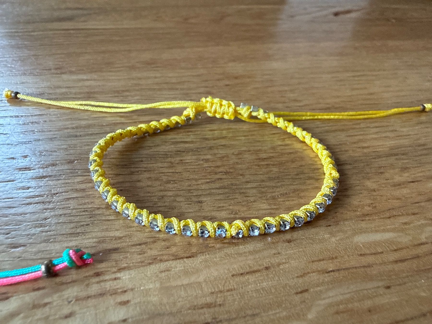 Bracciali & Braccialetti: 3 neue Armbänder mit Strass - Einheitsgrösse – Nuovo (secondo la descrizione) da Basel venduto da jetzt-wird-gemistet 3