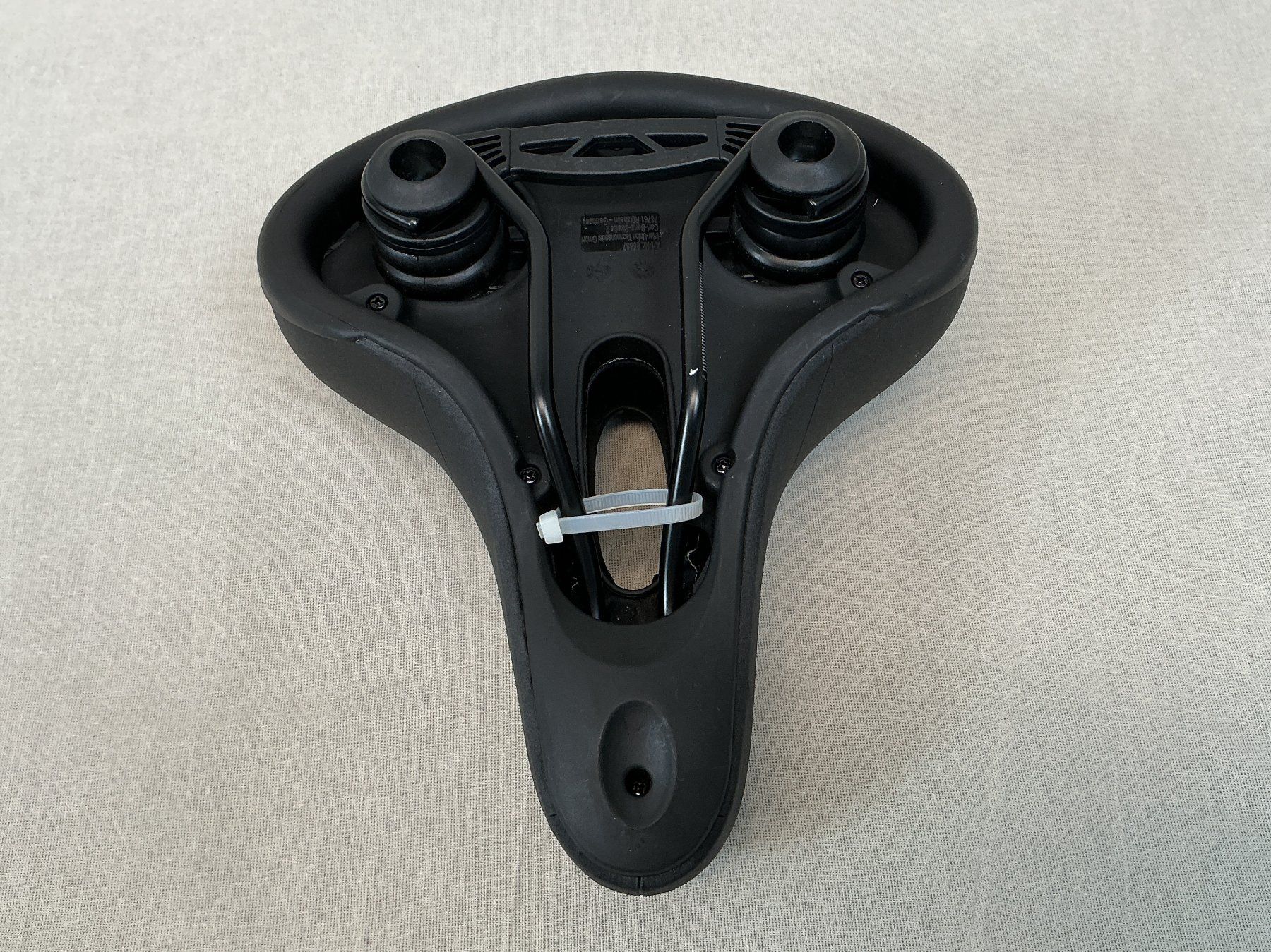 Fischer Pezzi di ricambio: FISCHER medi.Foam Super Soft Velo Sattel – Nuovo (secondo la descrizione) da Richterswil venduto da Restwert_Richterswil 4