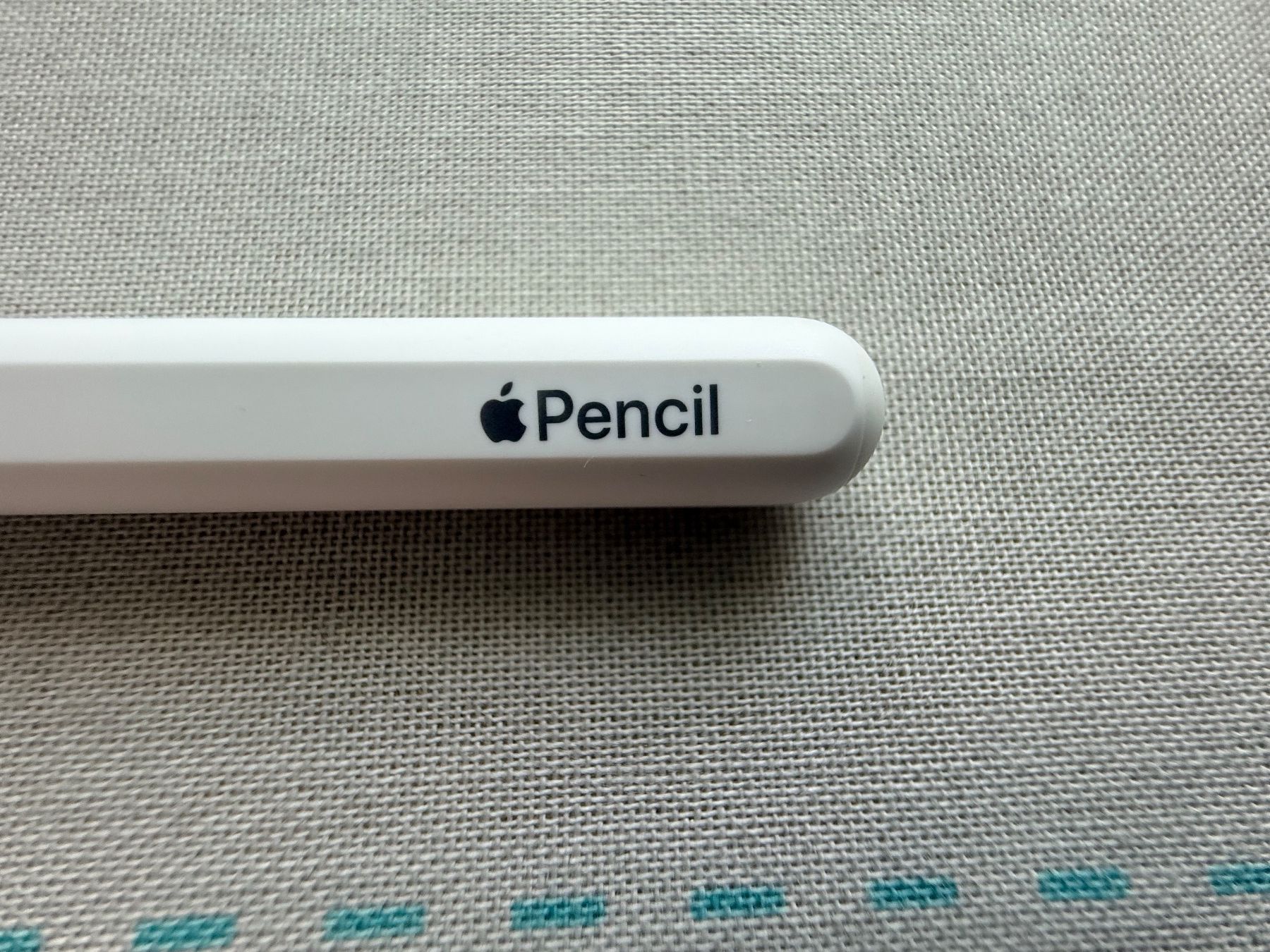 Logitech Tastiere: Logitech Combo Touch iPad Pro 11 + apple pencil – Usato da Giubiasco venduto da nofi85 8