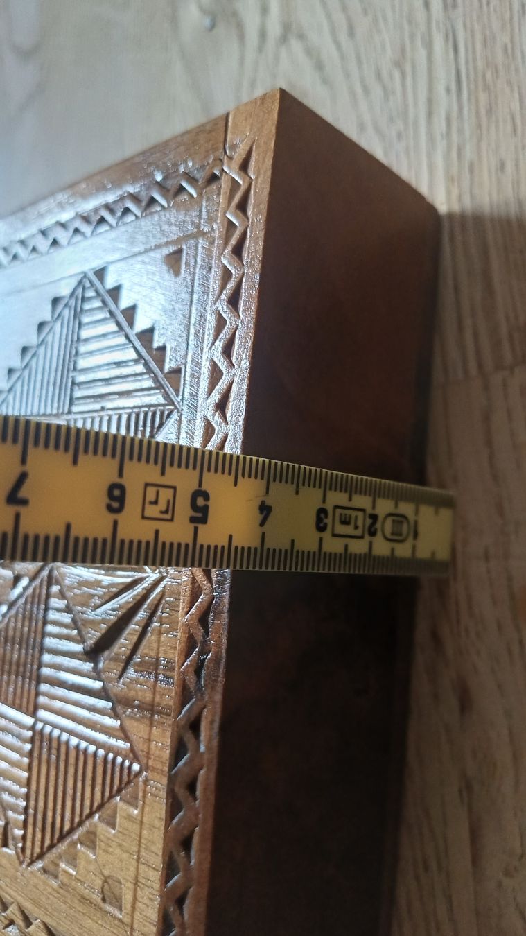 Articoli in legno: Schöne Schatulle Nussbaum  – Usato da Flawil venduto da Naphtali 8