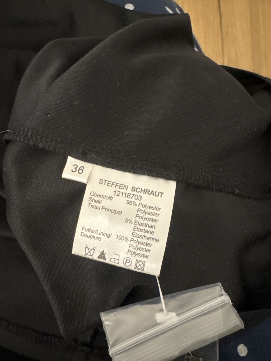 Vestiti: Abendkleid Steffen Schrwut Farbe Schwarz – Nuovo (secondo la descrizione) da Lachen SZ venduto da LuganoLugano 5