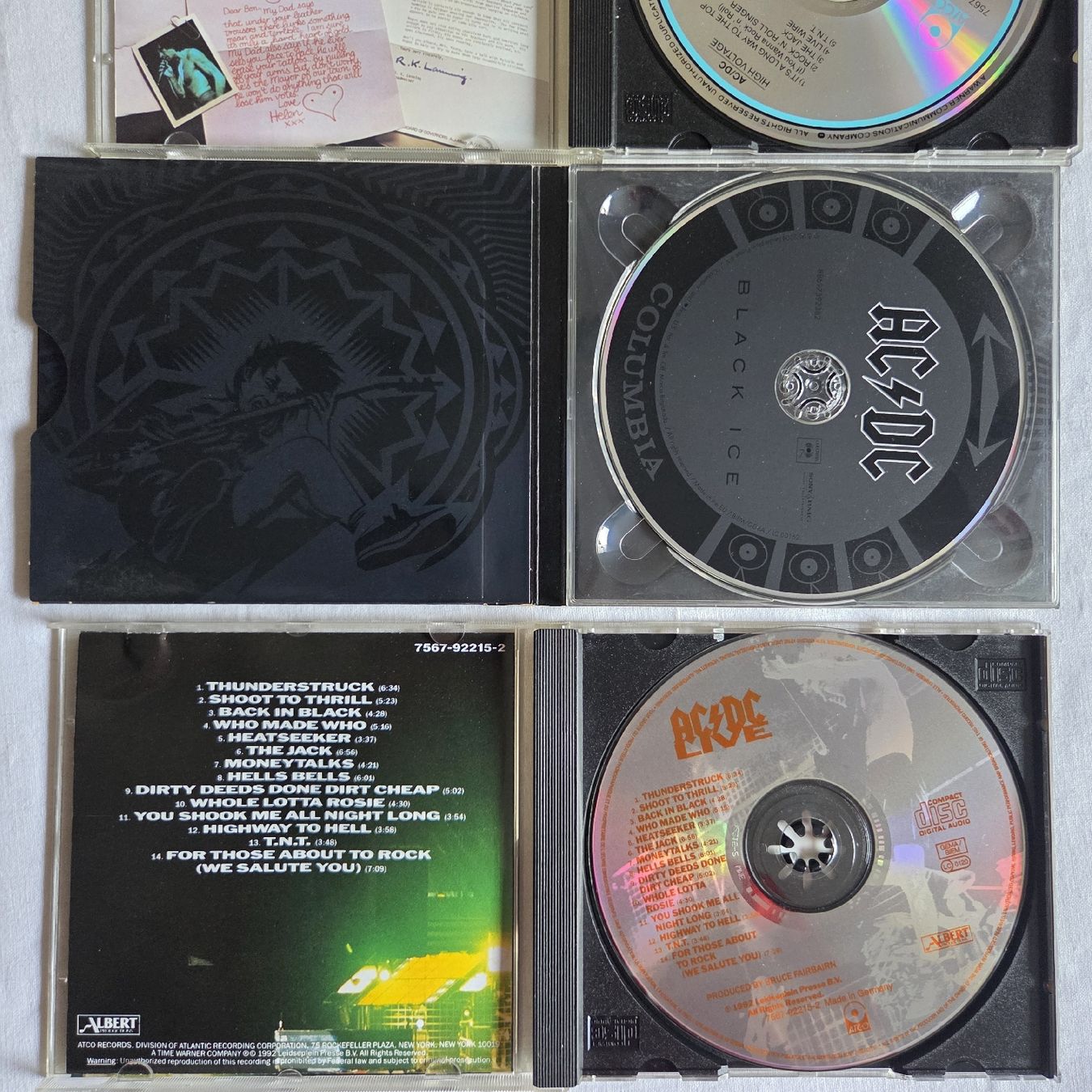 CD: AC/DC   CD Konvolut  – Usato da Stans venduto da Ducati16 7