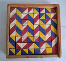 Altes Würfelmosaik aus Holz, 64 Würfel, Franz Karl Weber ZH