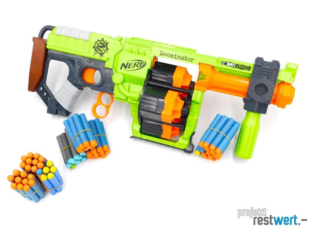 Nerf Giocattoli: Nerf Blaster Doominator inkl. Munition von HASBRO – Usato da Bülach venduto da restwert_buelach 7