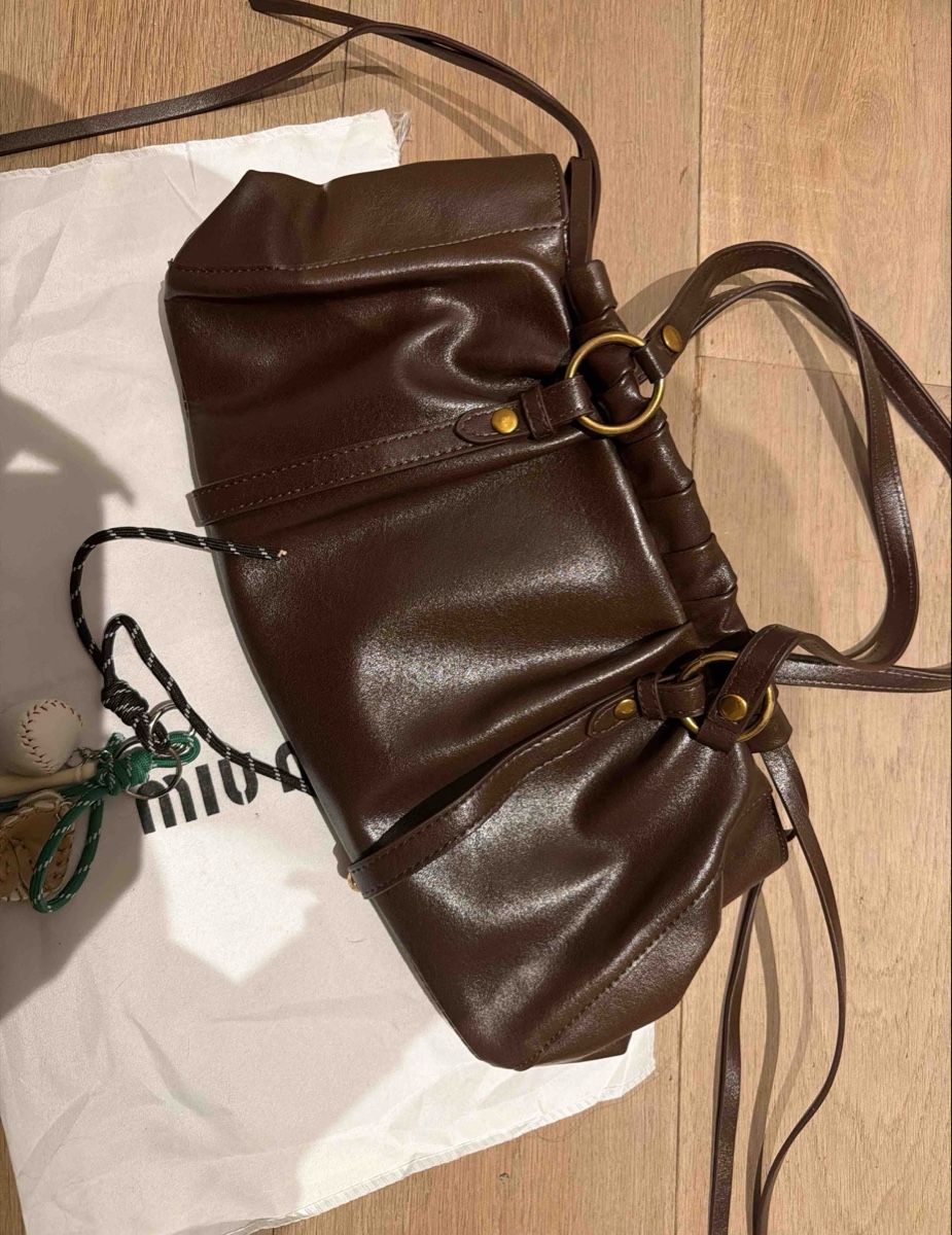 Miu Miu Borse da donna: Sac Miu Miu – Nuovo e nell'imballaggio originale da Neuchâtel venduto da xiao_bei 1