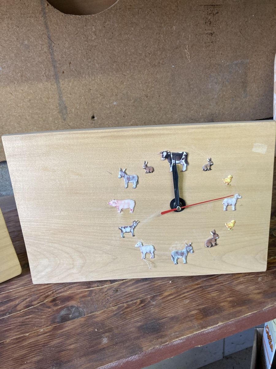 Orologi da terra & Orologi da parete: Uhr Bauernhof – Usato da Einsiedeln venduto da Gipfelifresser123