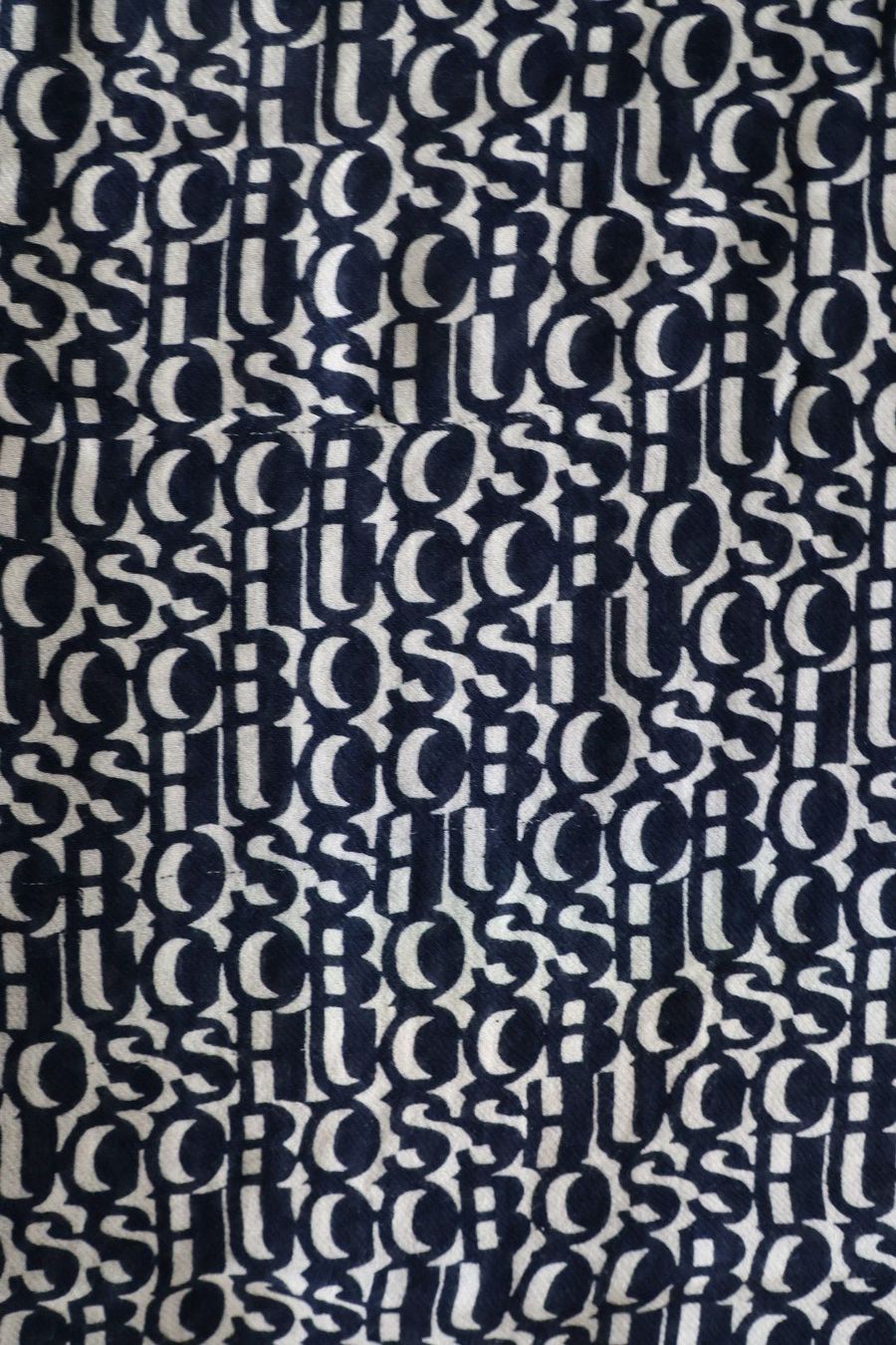 Hugo Boss Foulard & Sciarpe: Hugo Boss Tuch – Usato da Winterthur venduto da jul_v9wx 2