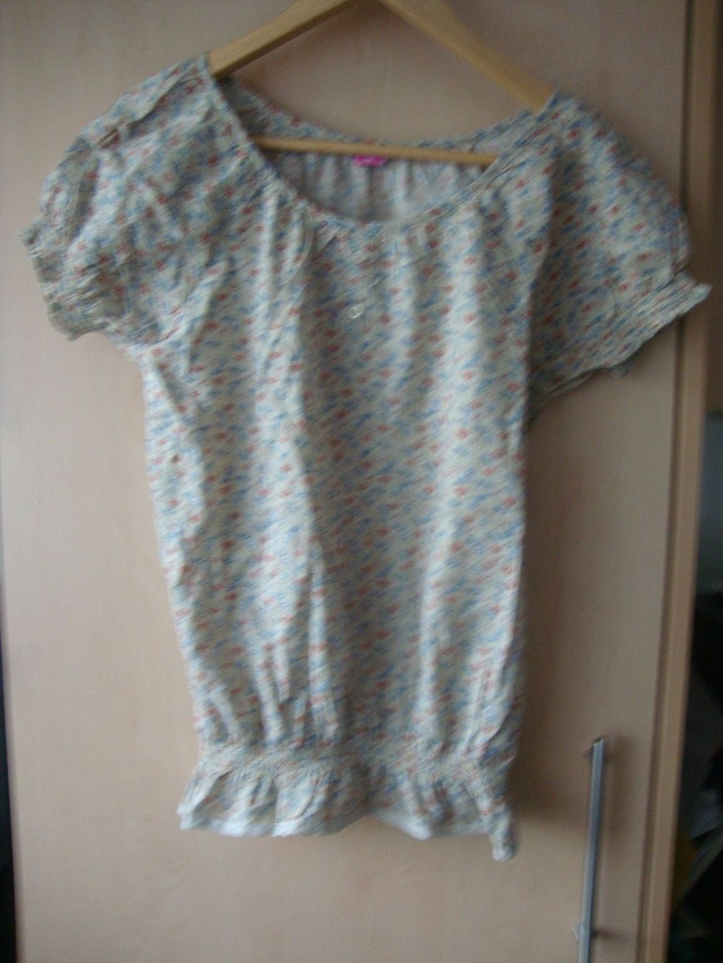 Camicette, T-shirt & Top: T-Shirt – Usato da wolfertswil venduto da februartag