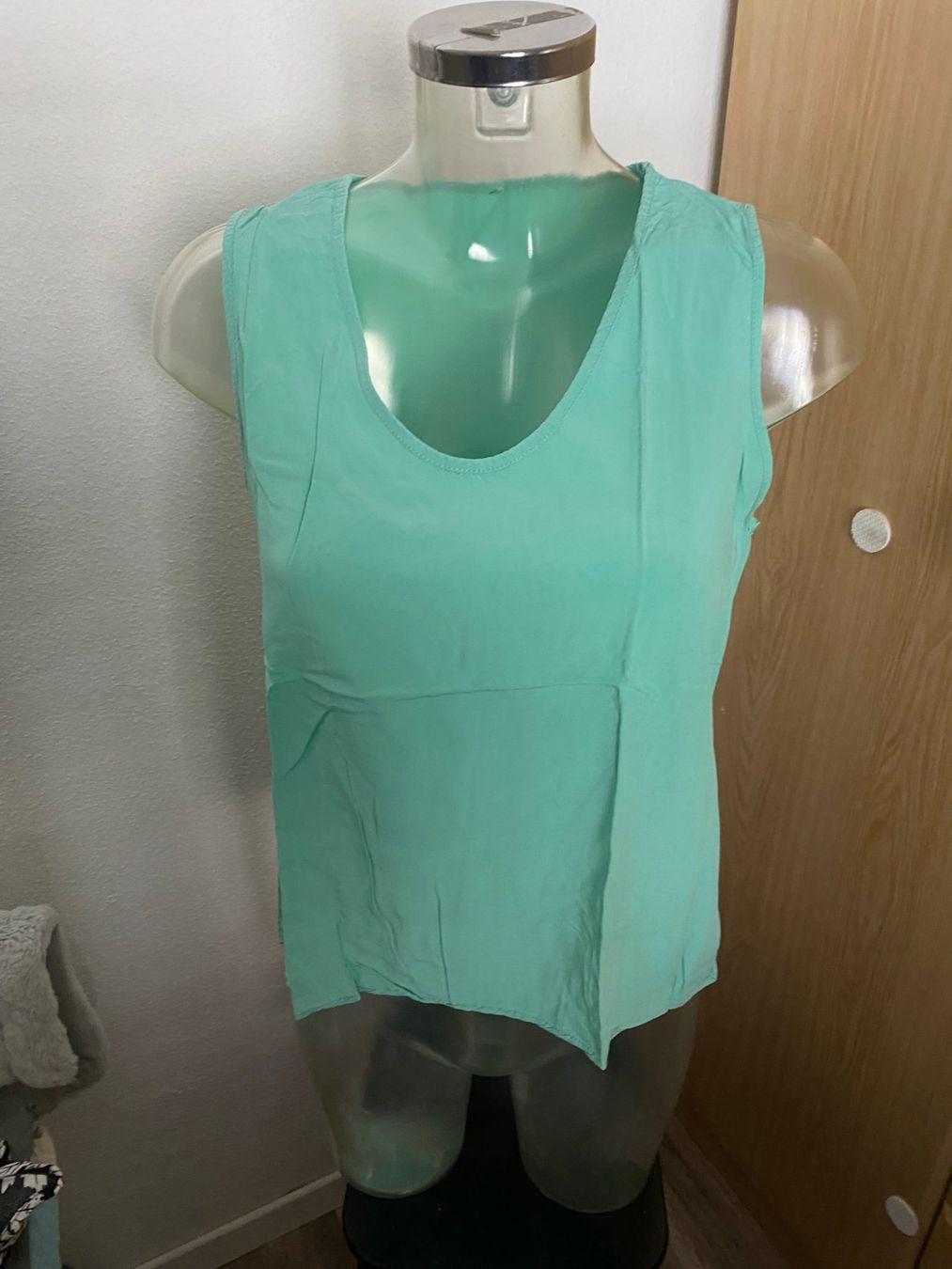 Top: 2 TOP. 1x hellblau & 1x mint – Usato da Allenwinden venduto da Obalu 3